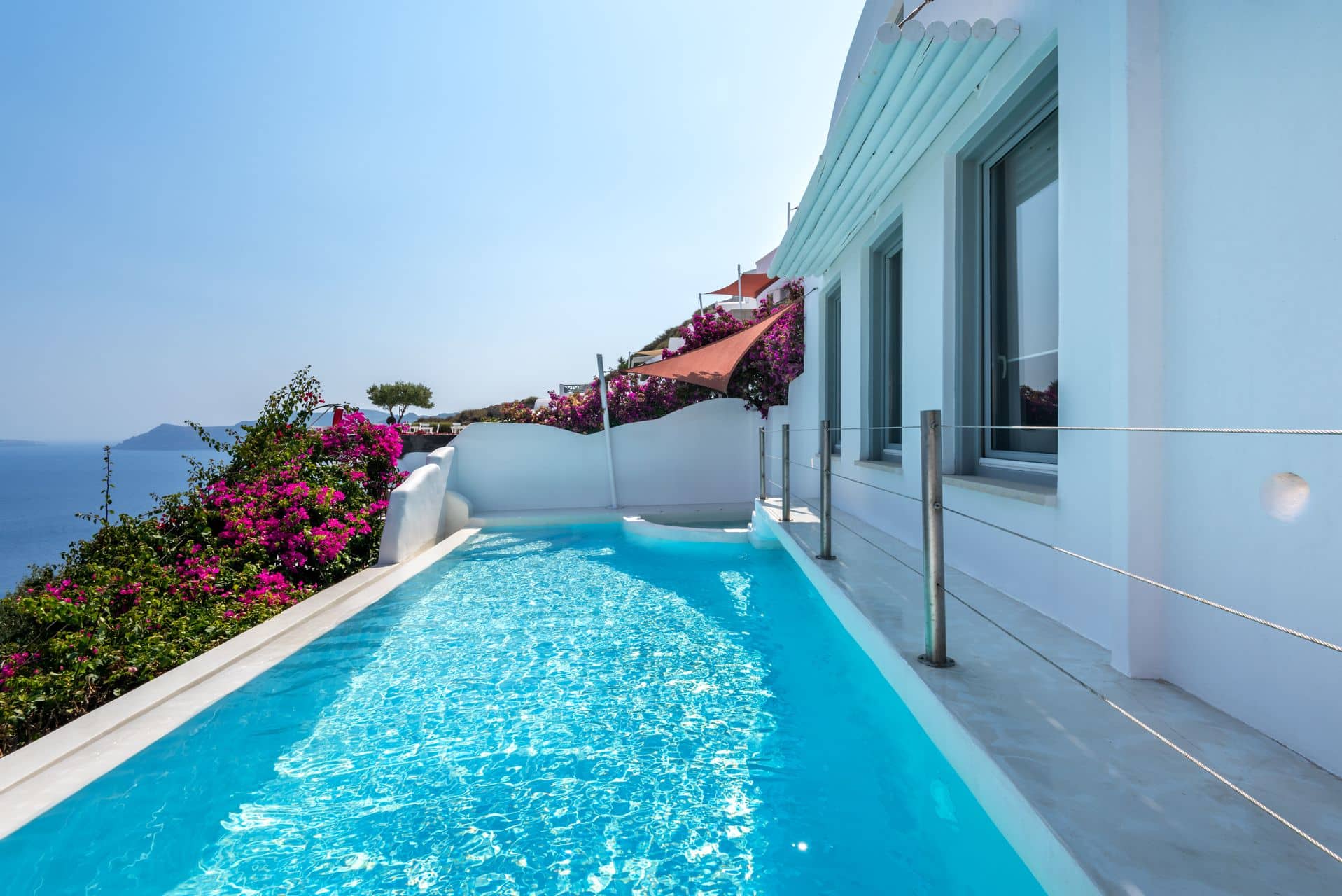Oia Santorini infinity pool villa