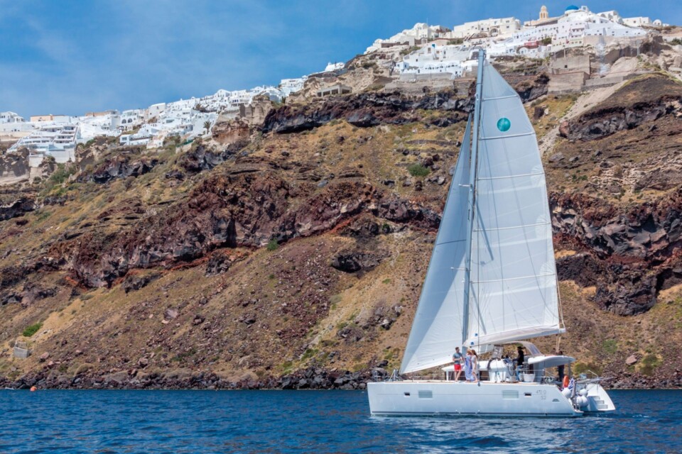 DAILY CATAMARAN SAILING