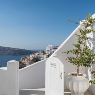Alta Mare by Andronis Santorini