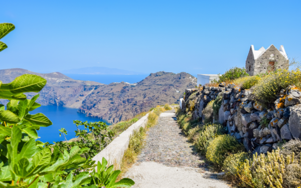 parte de la ruta de senderismo de la caldera en Santorini